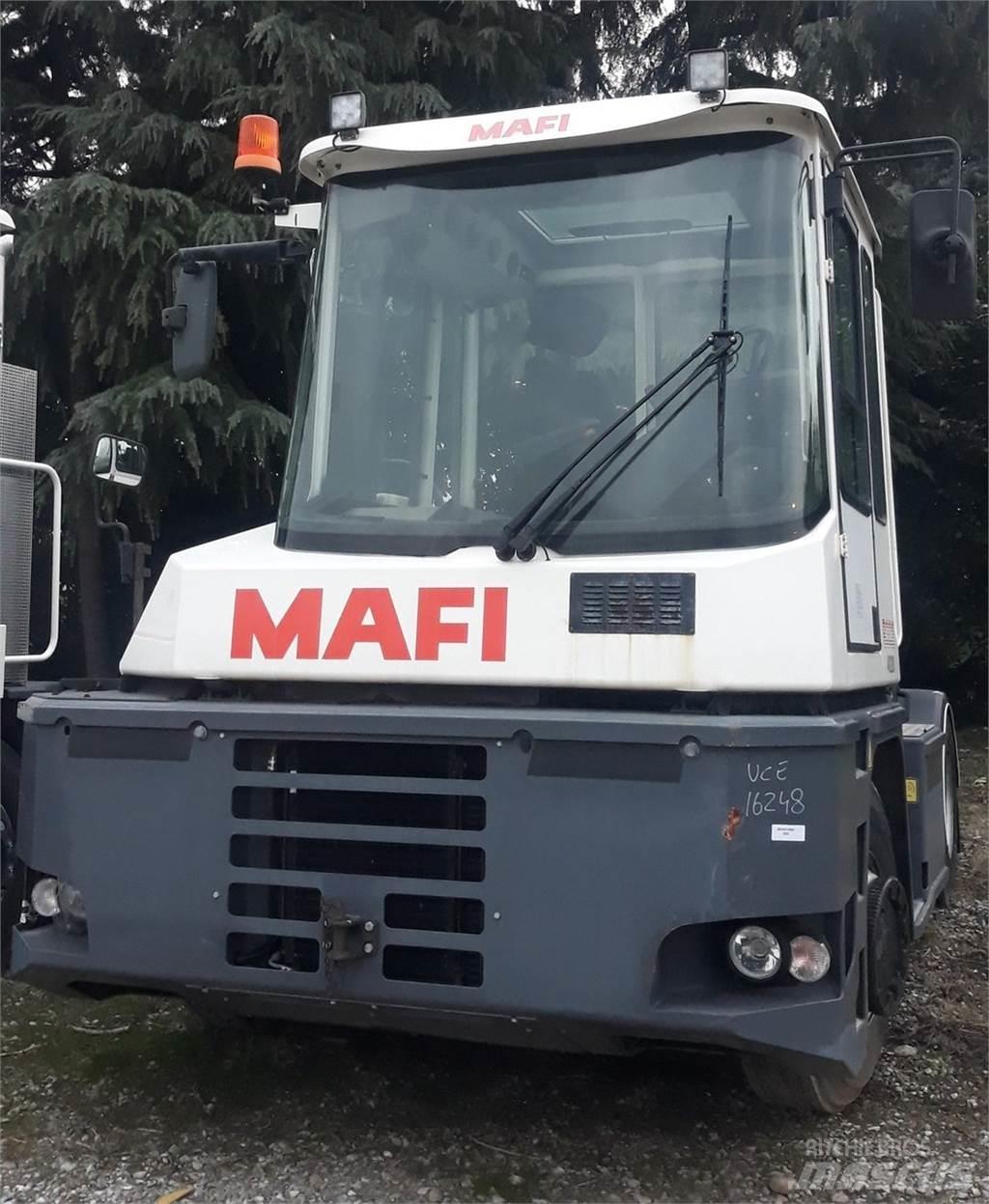  R332-4x4 Vučna vozila