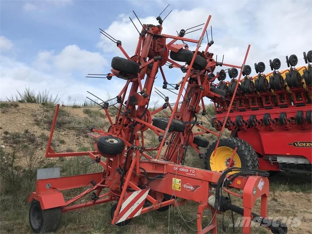 Kuhn GF 10601TO Okretači i sakupljači sijena