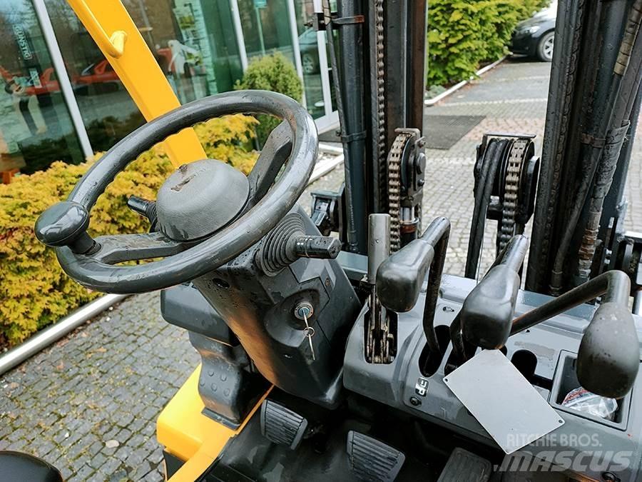 TCM U1D2A20LH Plinski viličari