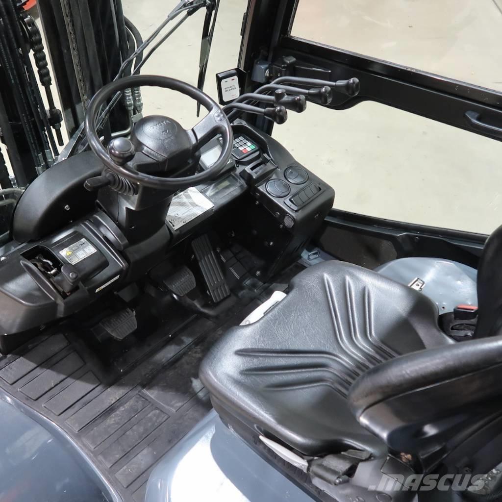 Toyota 40-8FD35N Dizelski viličari