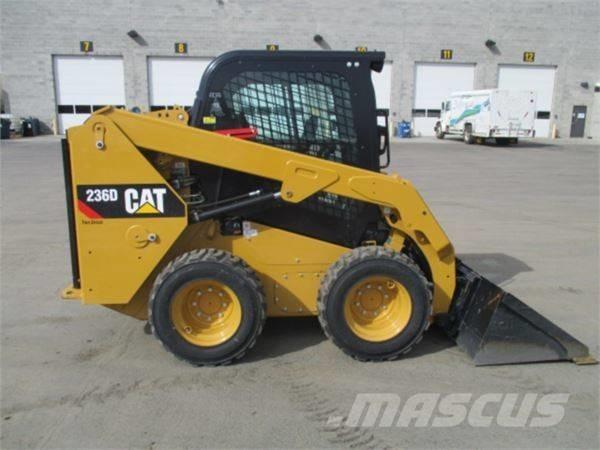 CAT 236 D Skid steer mini utovarivači