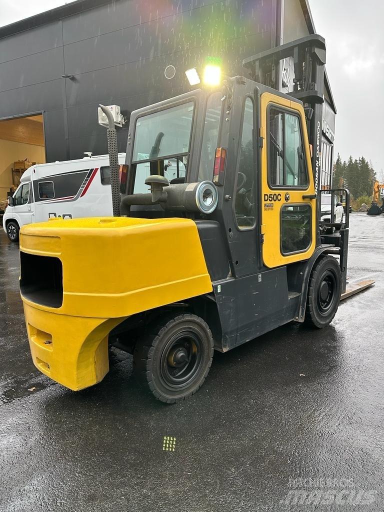 Doosan Daewoo D50-C2 Dizelski viličari