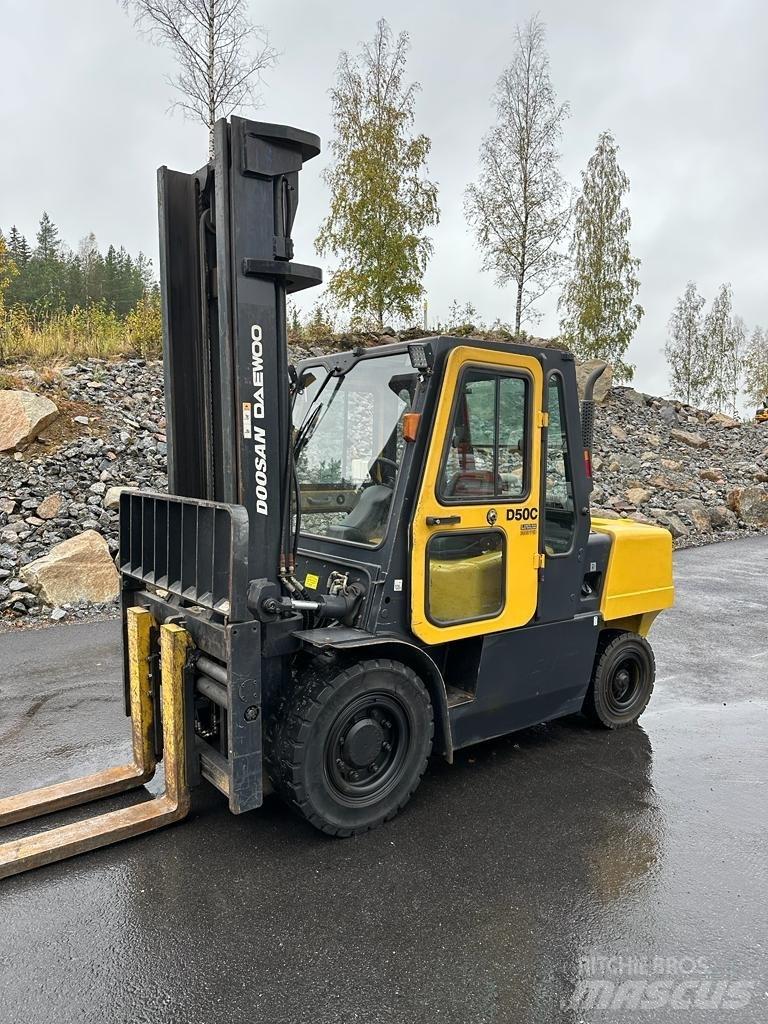 Doosan Daewoo D50-C2 Dizelski viličari