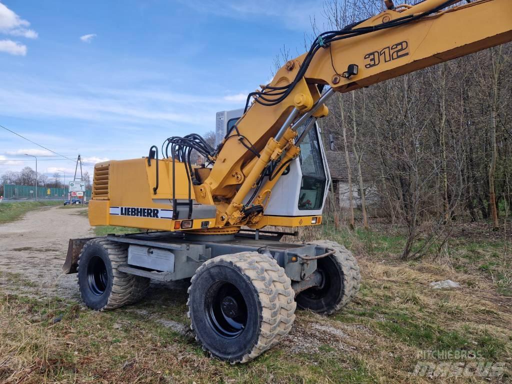 Liebherr 312 A Bageri na kotačima