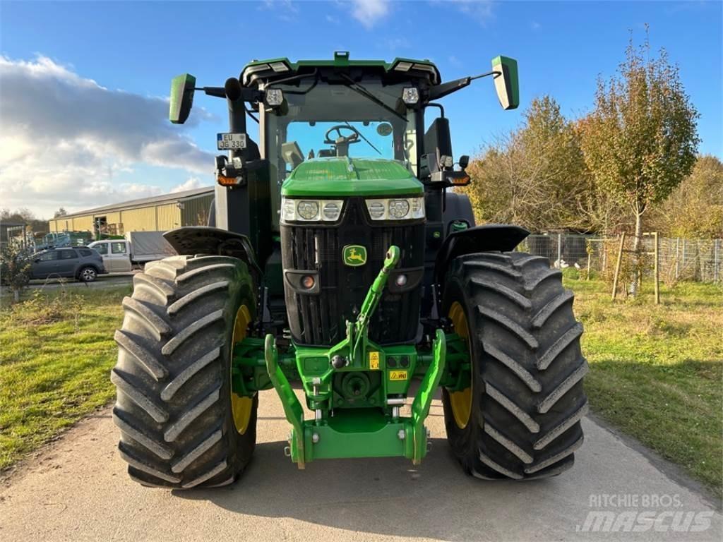 John Deere 7R330 Traktori
