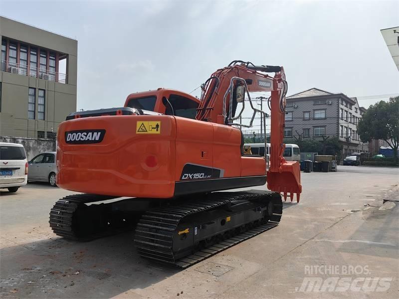 Doosan DX150 Bageri gusjeničari
