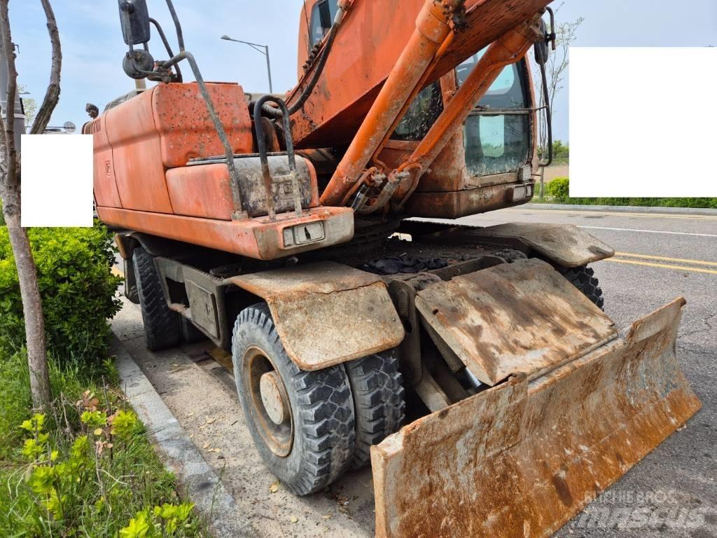Doosan DX210WA Bageri na kotačima