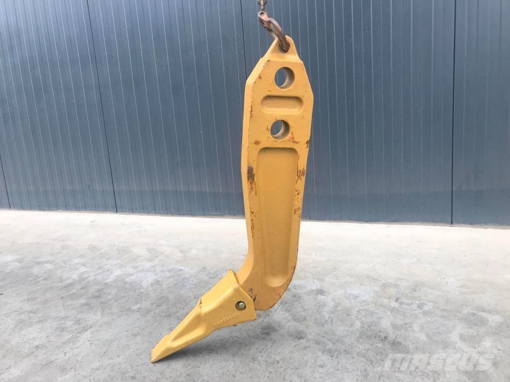 Komatsu D65 Shank Skarifikatori