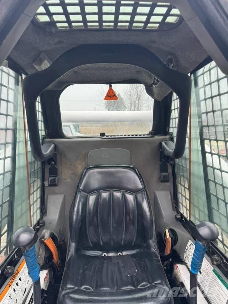 Bobcat S 300 Skid steer mini utovarivači