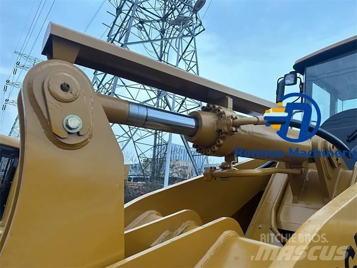 CAT 966H Utovarivači na kotačima