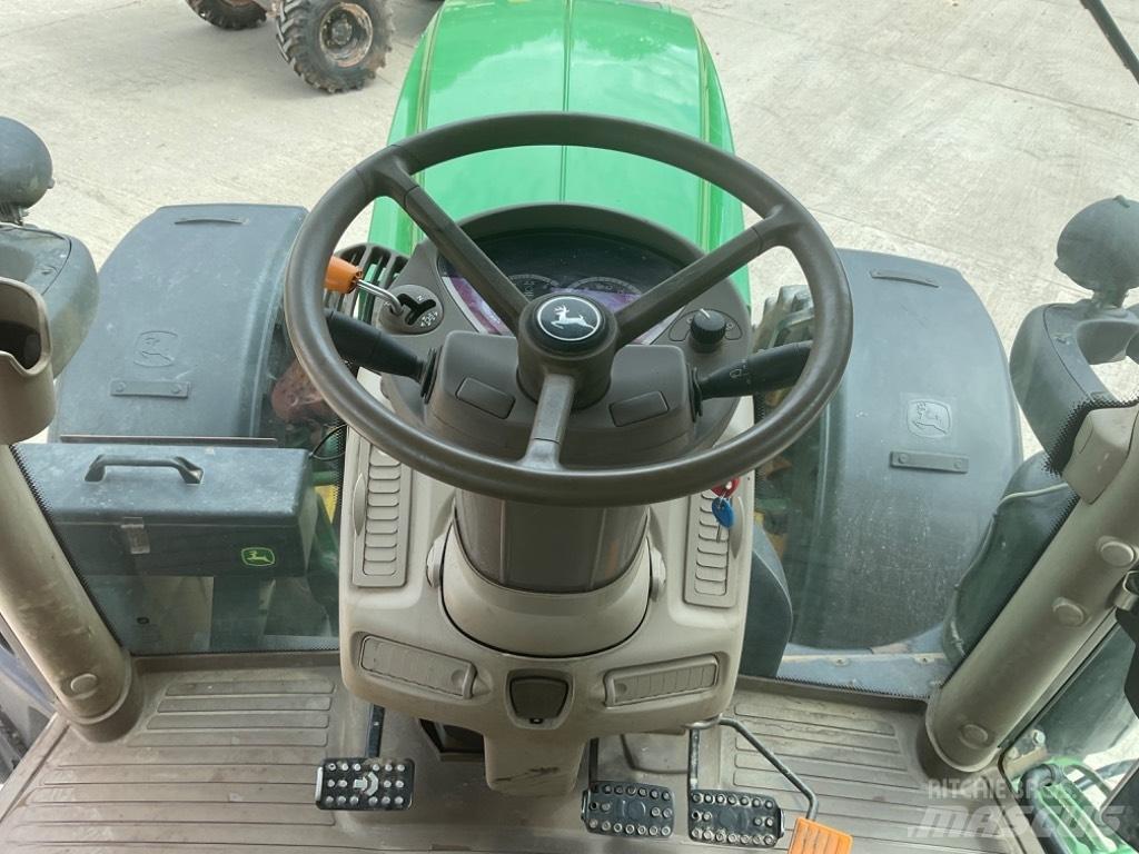 John Deere 6145 R Traktori