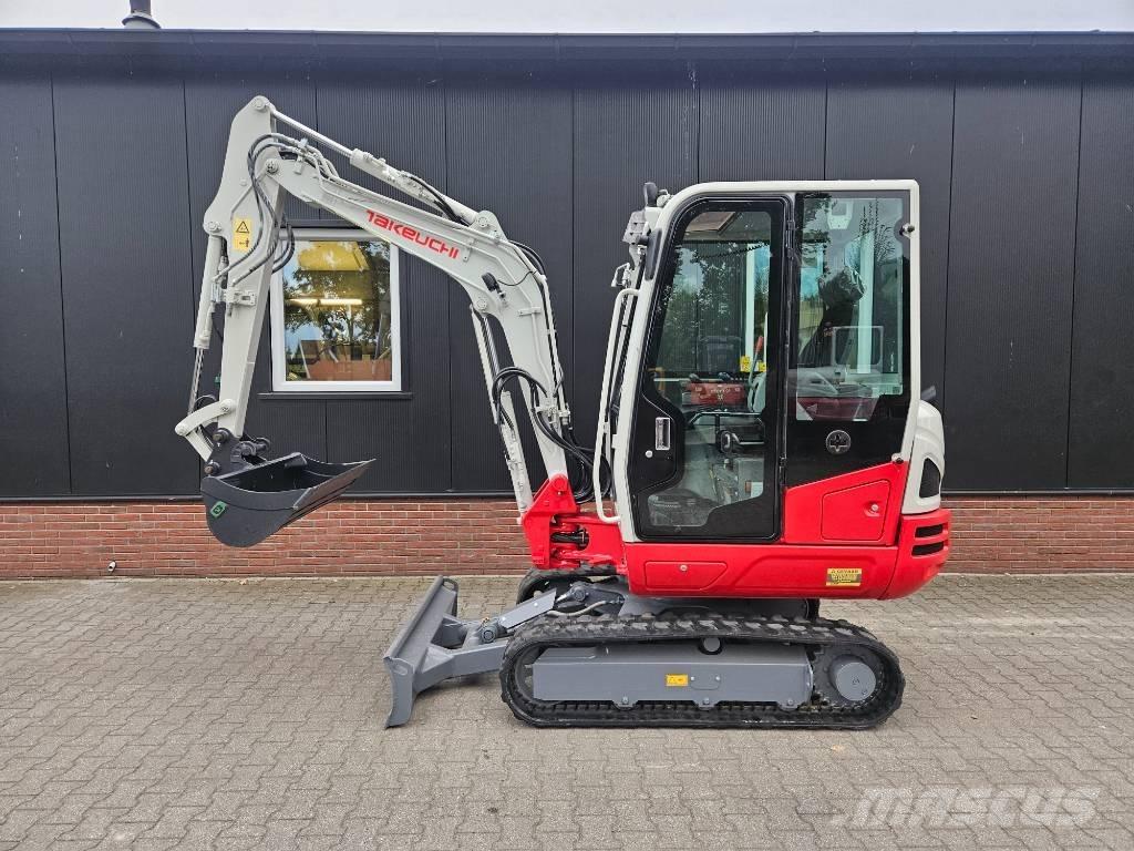 Takeuchi TB 230 Mini bageri <7t