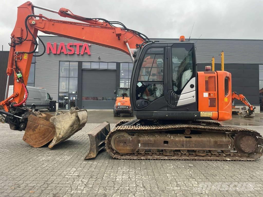 Hitachi ZX 135 US-5B Bageri gusjeničari