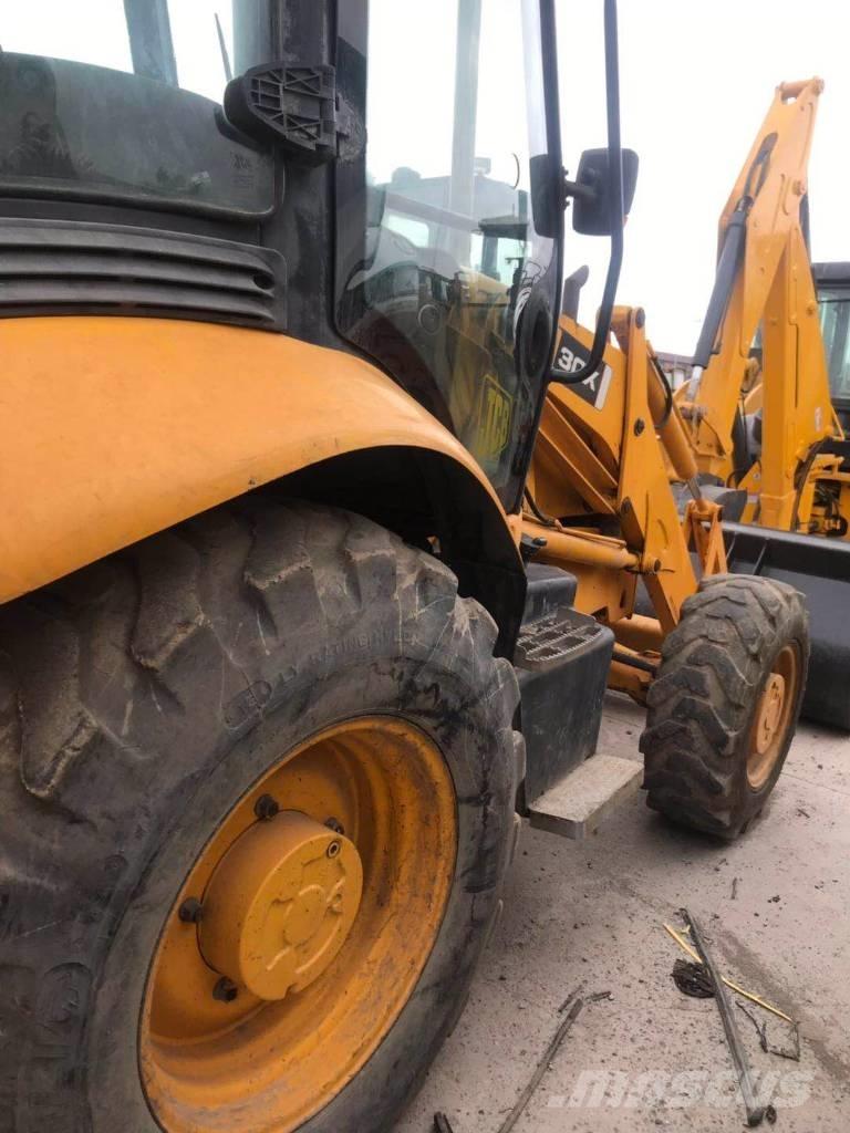 JCB 3cx Utovarni rovokopači