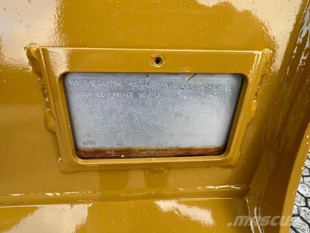 CAT 326-07 Bageri gusjeničari