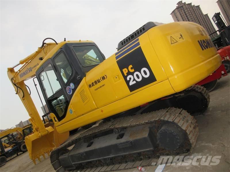 Komatsu PC 220-7 Bageri gusjeničari