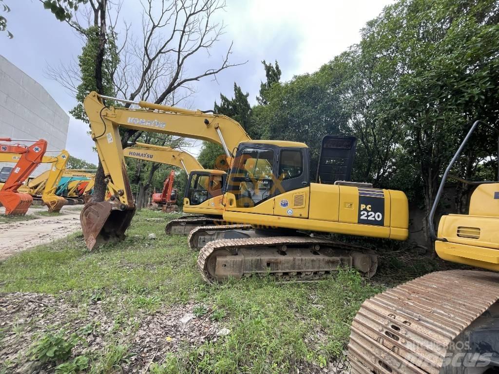 Komatsu PC 220-7 Bageri gusjeničari