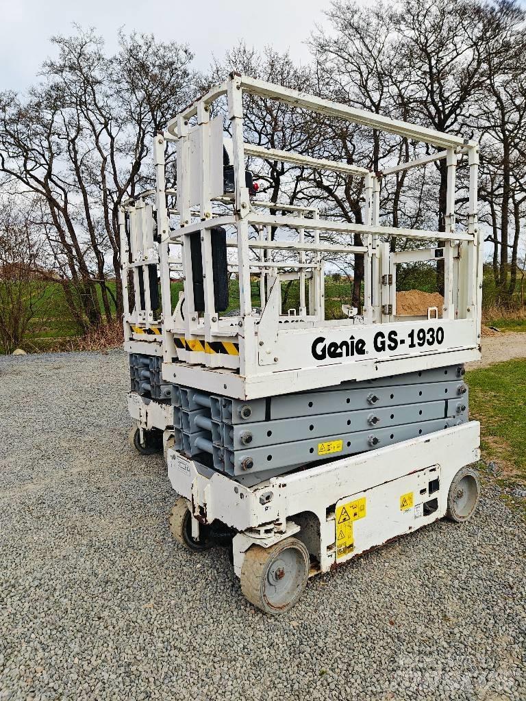 Genie 1930 Škaraste platforme