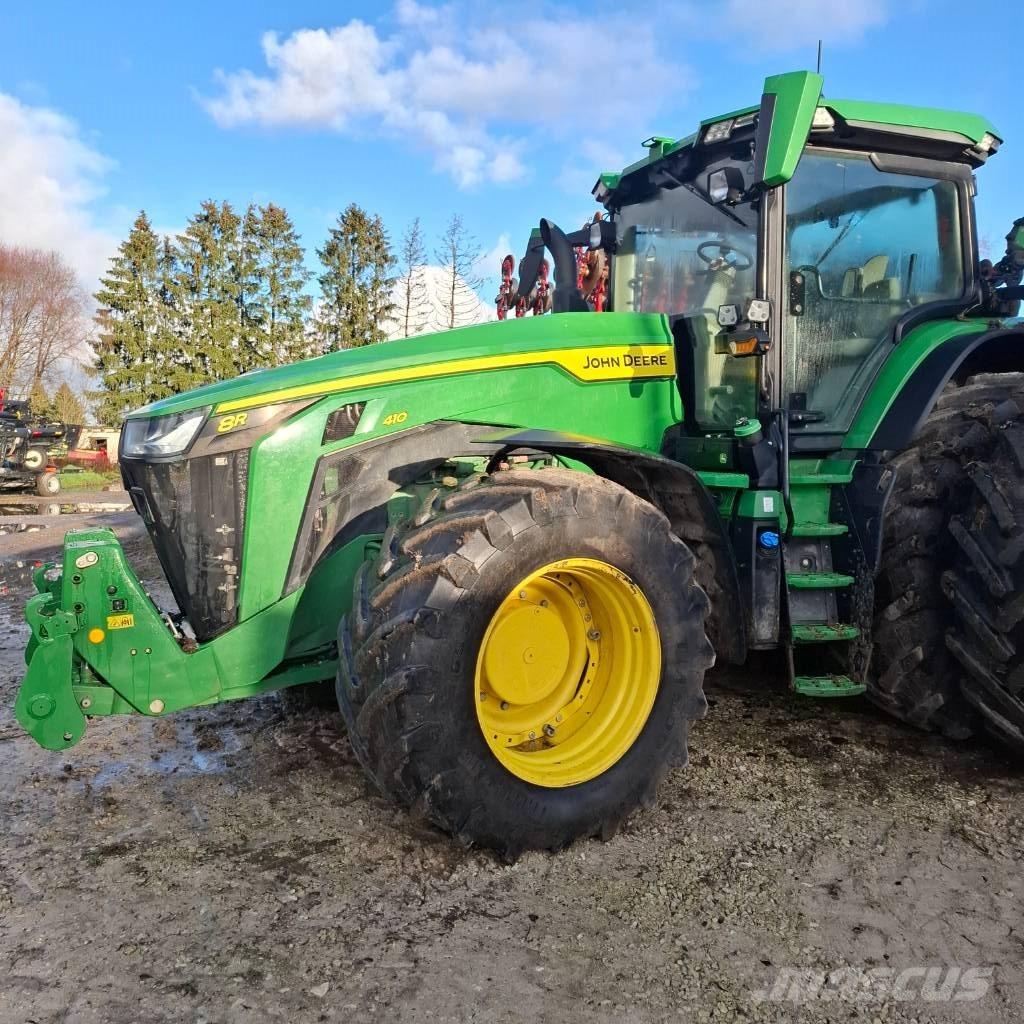 John Deere 8R410 Traktori