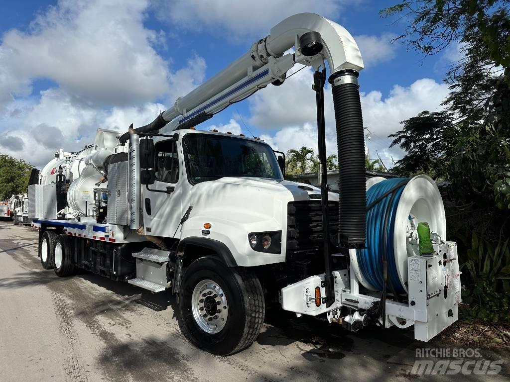 Freightliner 114 SD Kombiji / vakuumski kamioni