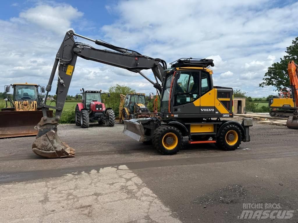 Volvo EWR 150 E Bageri na kotačima