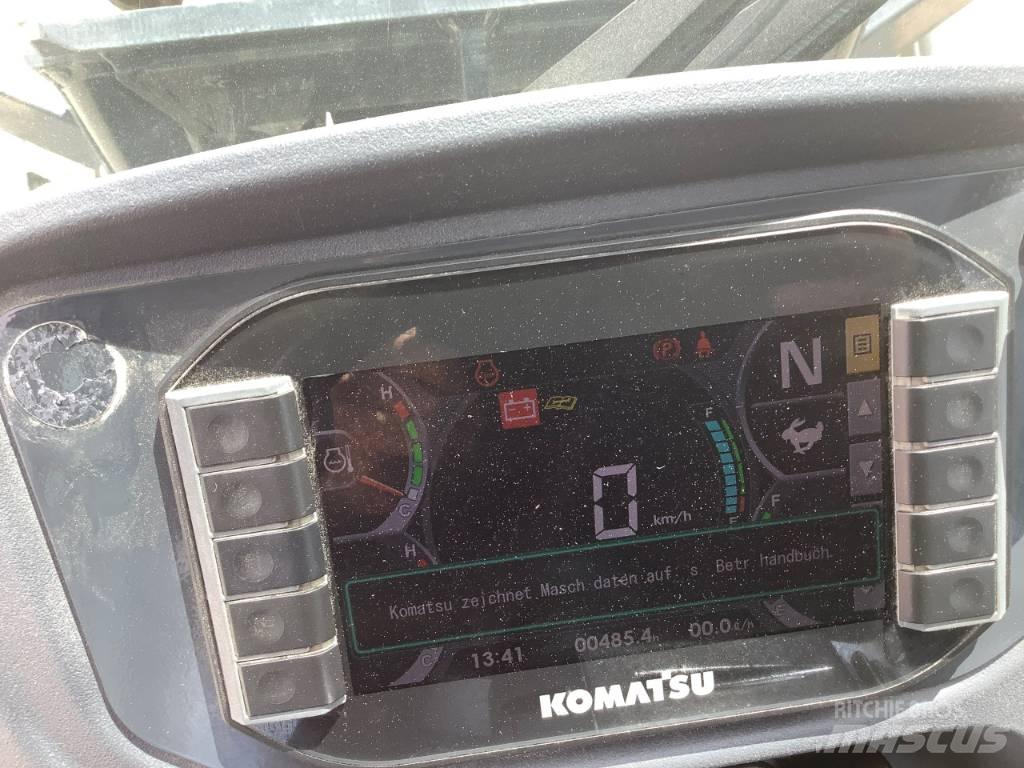 Komatsu WA100M-8 Utovarivači na kotačima