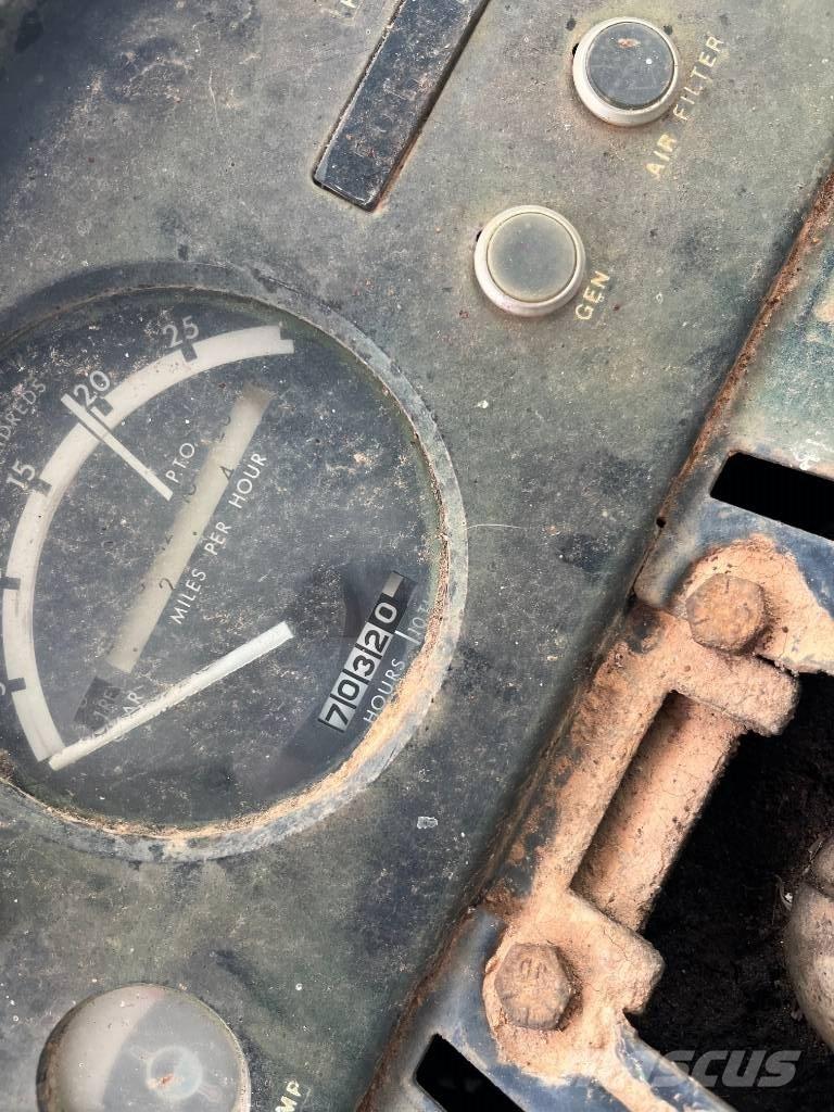 John Deere 4620 Traktori