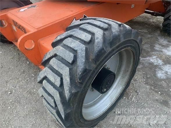JLG 600AJ Zglobne podizne platforme