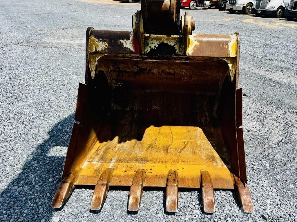 CAT 320 EL Bageri gusjeničari