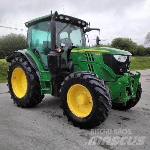 John Deere 6110 R Traktori