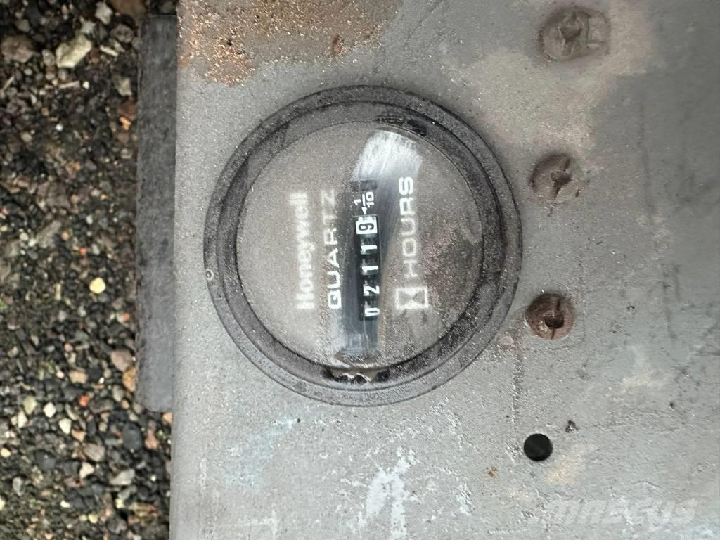 SkyJack SJ III 4626 Škaraste platforme