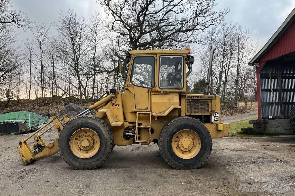 CAT 910 Utovarivači na kotačima