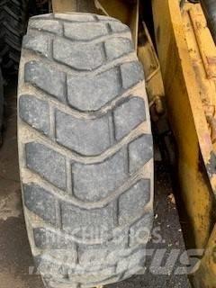 CAT 910 Utovarivači na kotačima