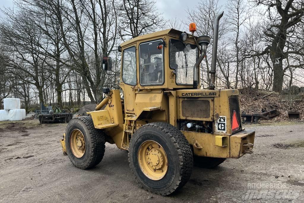 CAT 910 Utovarivači na kotačima
