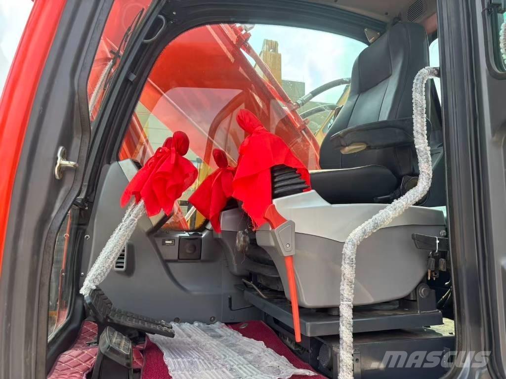 Doosan 225 LC Bageri gusjeničari