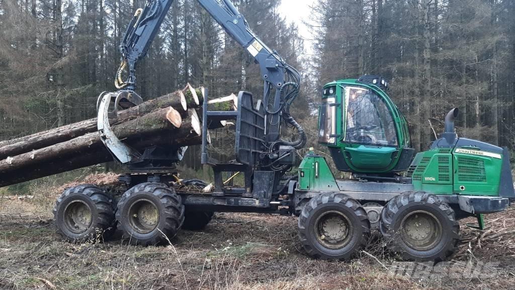 John Deere 1110 E Forvarderi