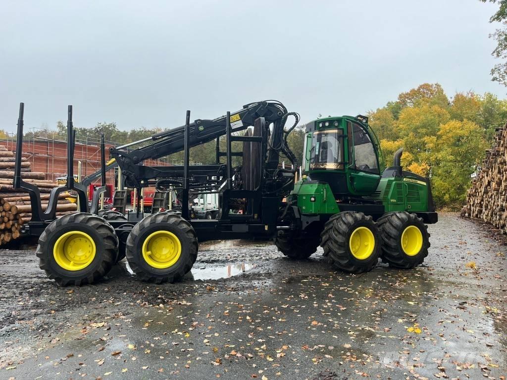 John Deere 1110 E Forvarderi