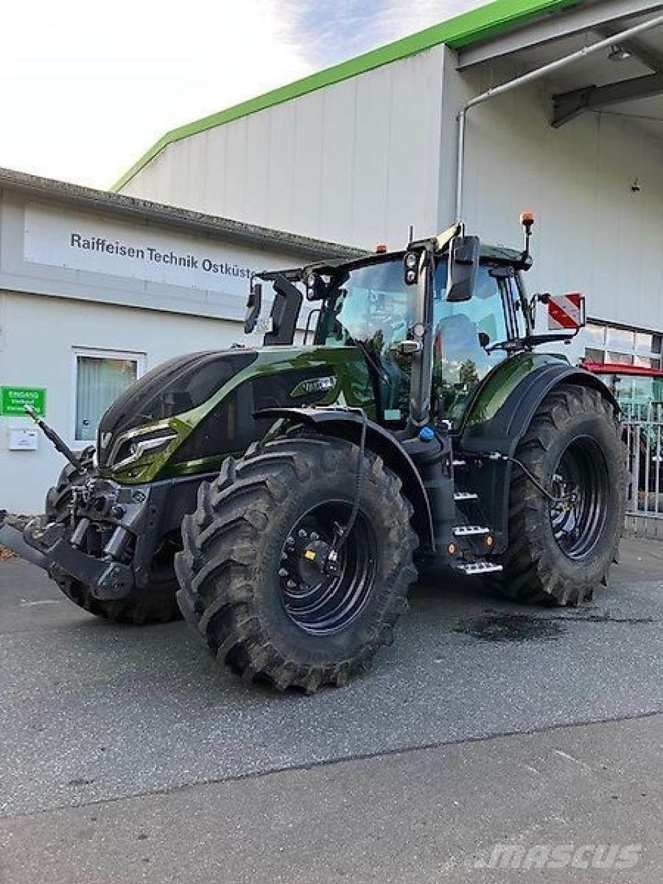 Valtra q285 Traktori