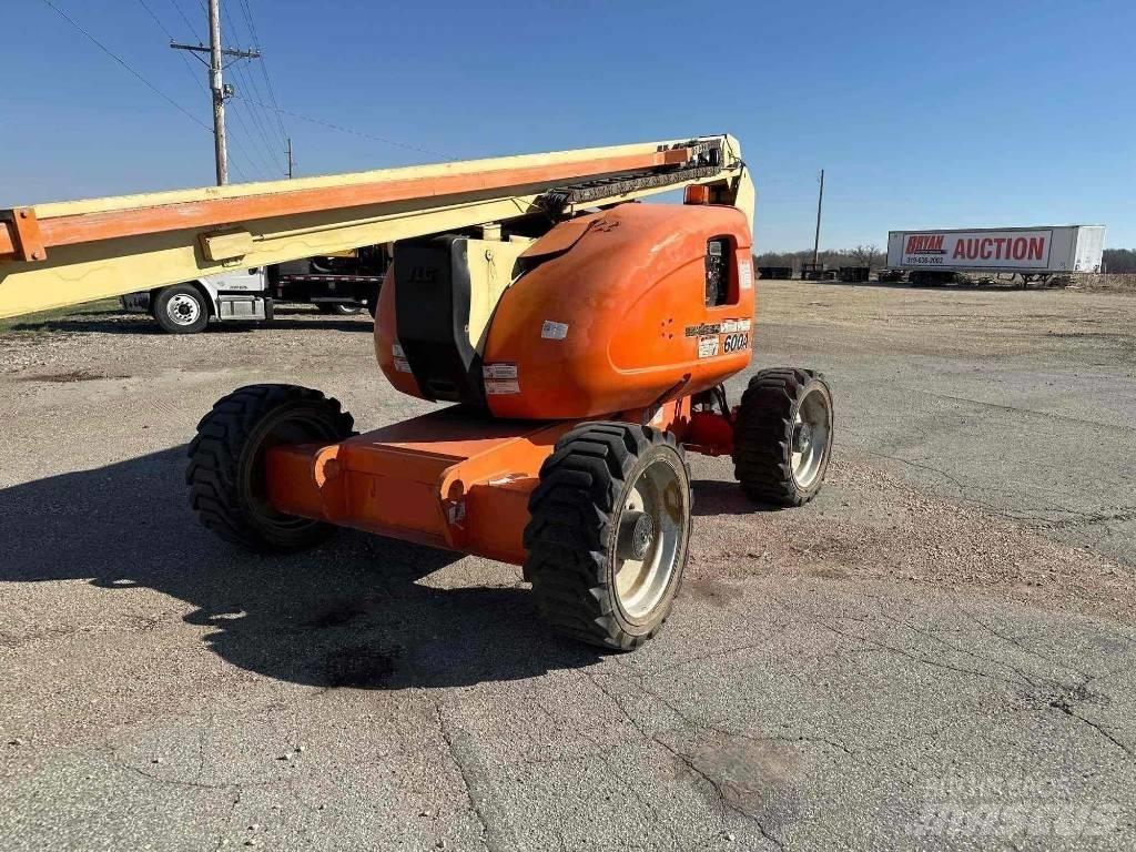 JLG 600A Zglobne podizne platforme