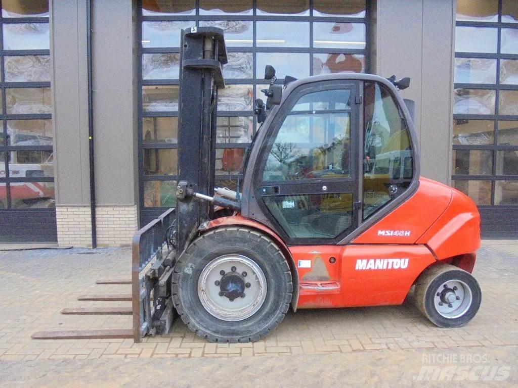 Manitou MSI 40 Terenski viličar
