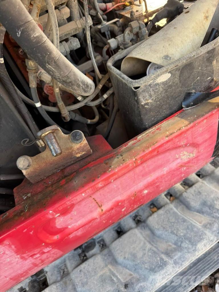 Takeuchi TB260 Mini bageri <7t