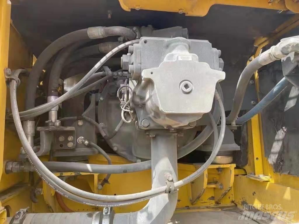 Komatsu PC 360-7 Bageri gusjeničari