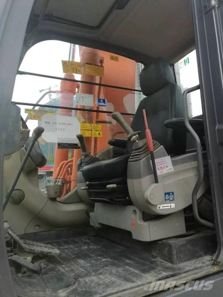 Hitachi zx200 Bageri gusjeničari