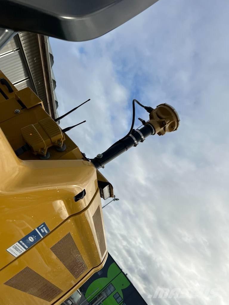 CAT 330 Bageri gusjeničari