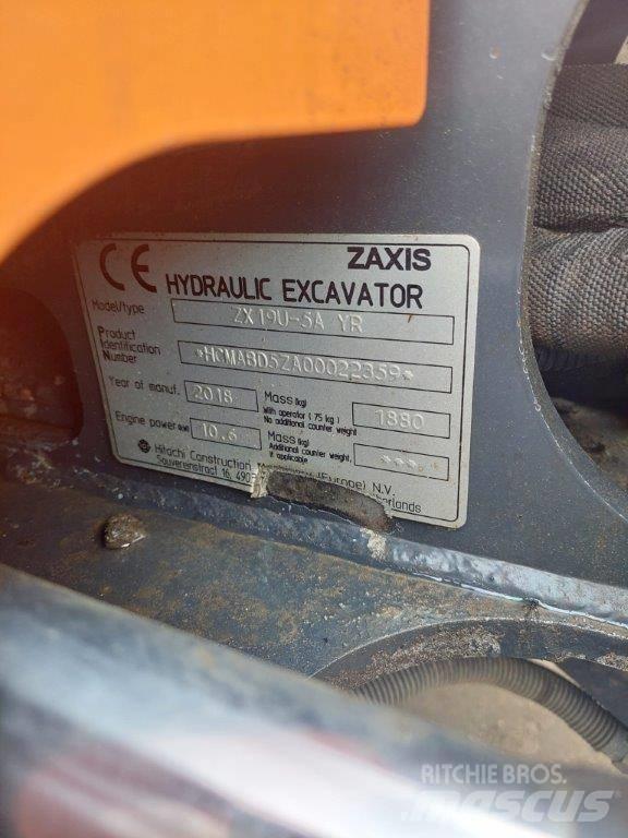 Hitachi ZX 19 U-5 Mini bageri <7t