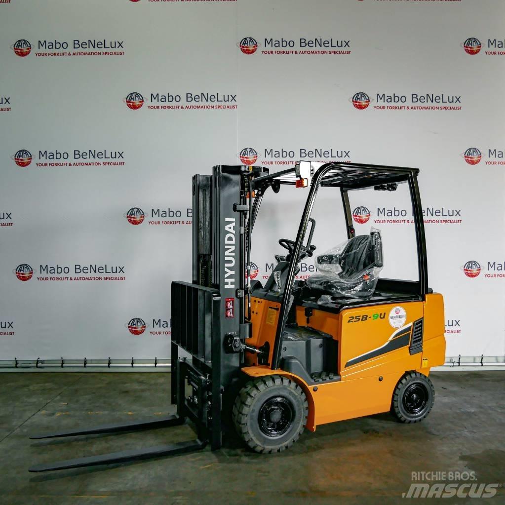 Hyundai 25B-9U Dizelski viličari