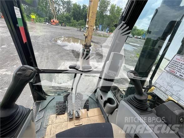 CAT 313FL Bageri gusjeničari