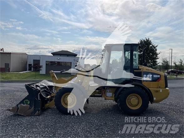 CAT 906M Utovarivači na kotačima