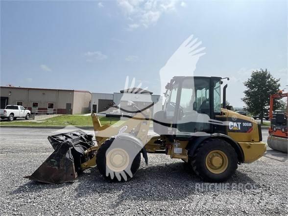 CAT 906M Utovarivači na kotačima
