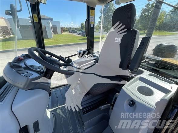 CAT 906M Utovarivači na kotačima